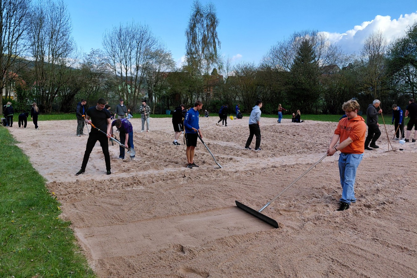Arbeitseinsatz an der Beach-Anlage