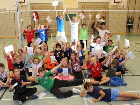 Ball-über-die-Schnur-Turnier der Grundschule Schmalkalden (4. Klasse)