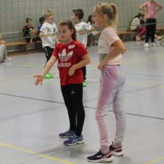Ball-über-die-Schnur-Turnier der M.-Luther-Grundschule
