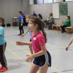 Ball-über-die-Schnur-Turnier der M.-Luther-Grundschule