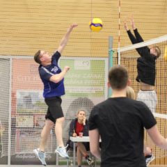 Glüh-Knall-Volleyball-Turnier in Suhl