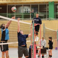 Glüh-Knall-Volleyball-Turnier in Suhl