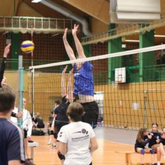 Glüh-Knall-Volleyball-Turnier in Suhl