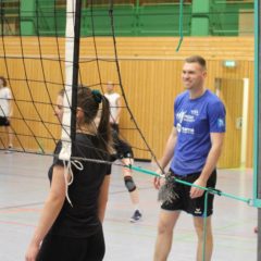 Glüh-Knall-Volleyball-Turnier in Suhl