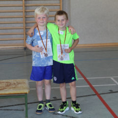 Ball-über-die-Schnur-Turnier der GS Schmalkalden (2. Klasse)